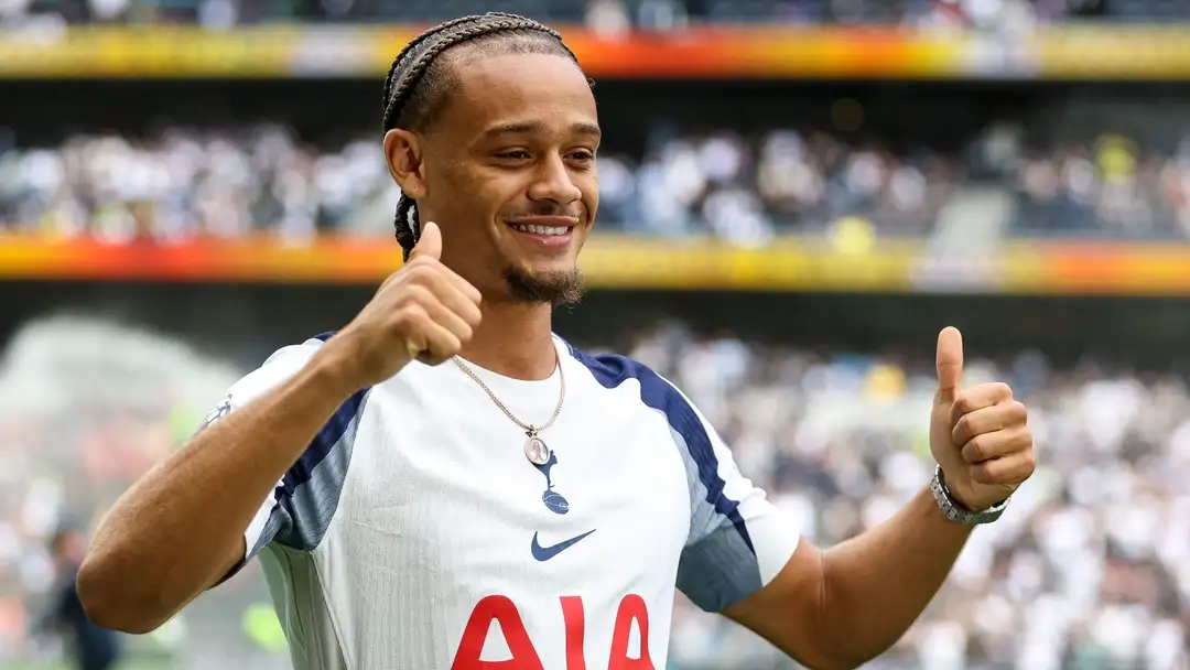 v体育-西蒙斯：维尔纳推动我加盟热刺，他为我做了非常纤细的介绍